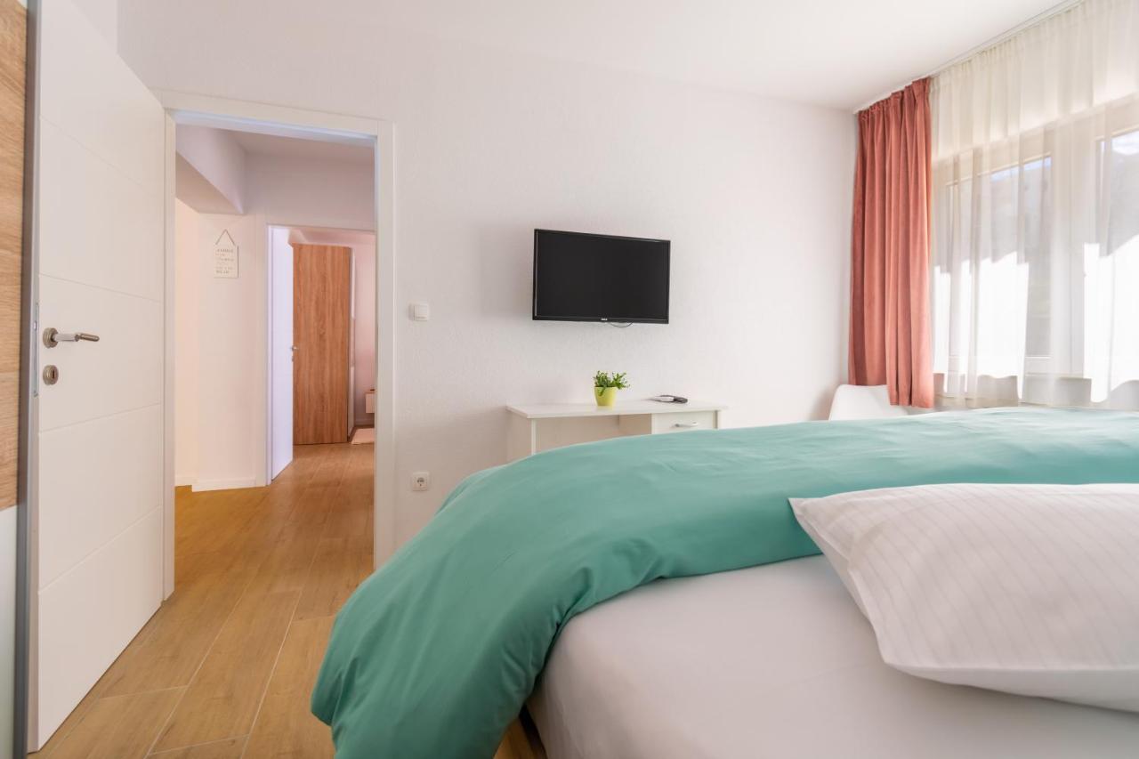 City Apartment 4 & 6 Makarska Exterior photo